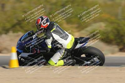 media/Nov-06-2023-Moto Forza (Mon) [[ce023d0744]]/2-Advanced Group/Session 4 (Turn 8 Inside)/